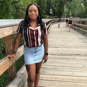 Meet your Posher, Abrianna